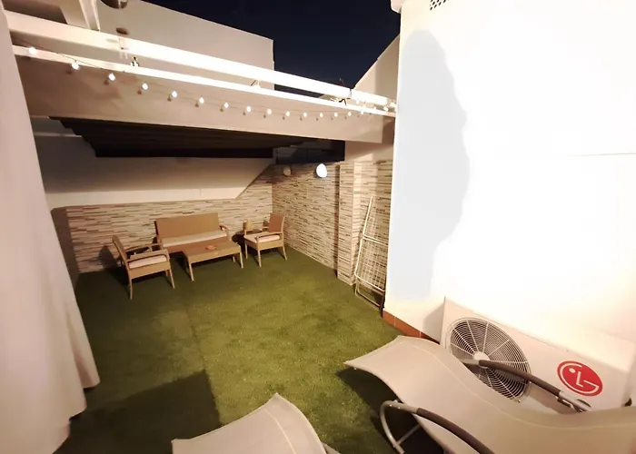 Apartamento Con Terraza Privada Ubicado En Casco Historico En Casa Clara