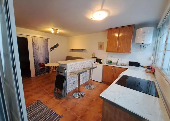 Apartamento Con Terraza Privada Ubicado En Casco Historico En Casa Clara