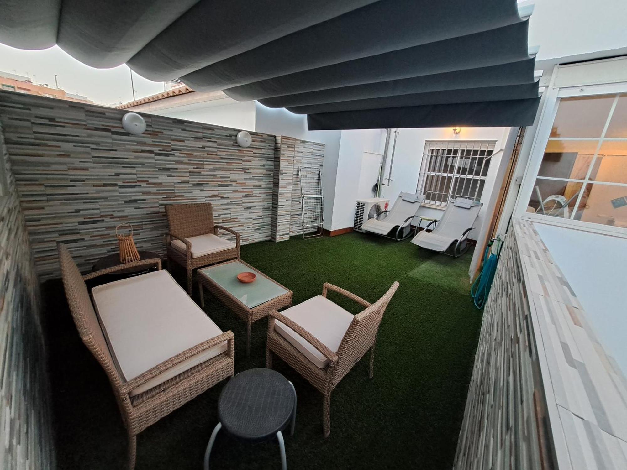 Con Terraza Privada Ubicado En Casco Historico En Casa Clara Apartment *